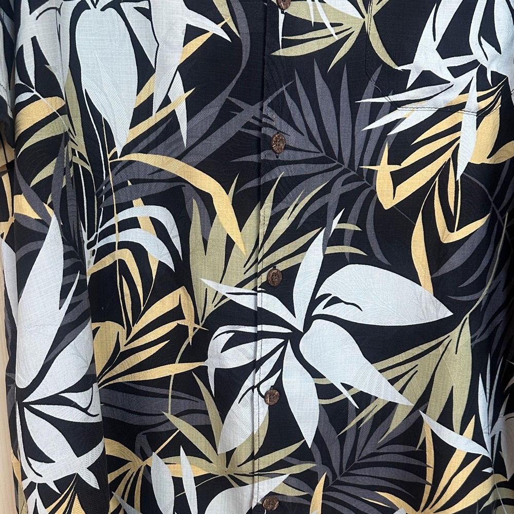 Tommy Bahama Men's Tropical Leaf Shirt - Black, White, Tan, Green - Picture 3 of 4